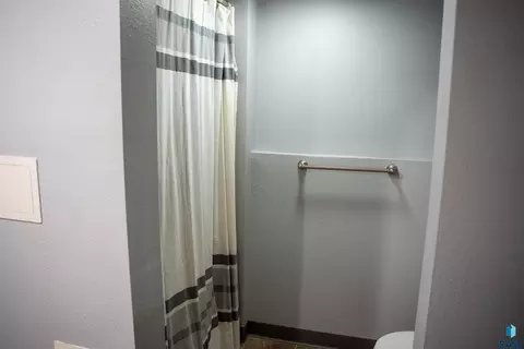 Bath - 507 W Mary St, Worthing, SD 57077 photo 4 of 5