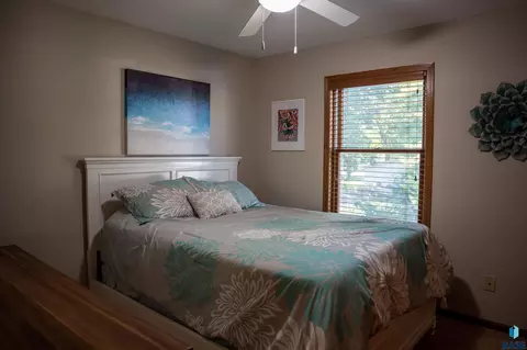 Bedroom - 507 W Mary St, Worthing, SD 57077 photo 5 of 8