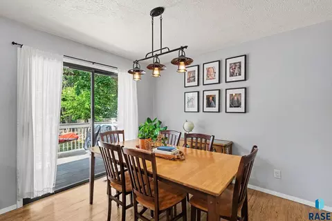 Dining - 608 E Walnut St, Harrisburg, SD 57032 photo 1 of 1
