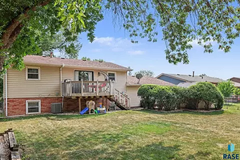 Other - 608 E Walnut St, Harrisburg, SD 57032 photo 8 of 9