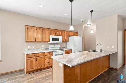 Kitchen - S Hoffman Pl, Sioux Falls, SD 57108 photo 1 of 3