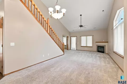 Living - S Hoffman Pl, Sioux Falls, SD 57108 photo 3 of 7