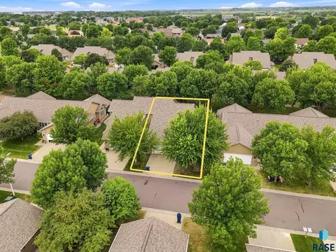 View/Area - S Hoffman Pl, Sioux Falls, SD 57108 photo 5 of 5