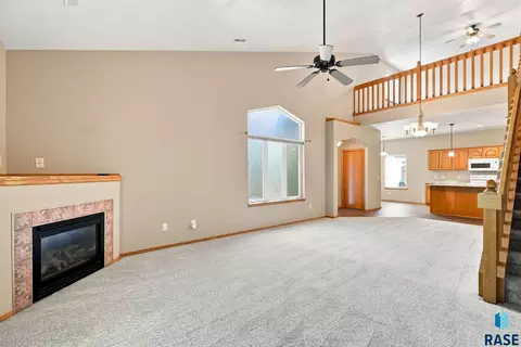 Living - S Hoffman Pl, Sioux Falls, SD 57108 photo 5 of 7