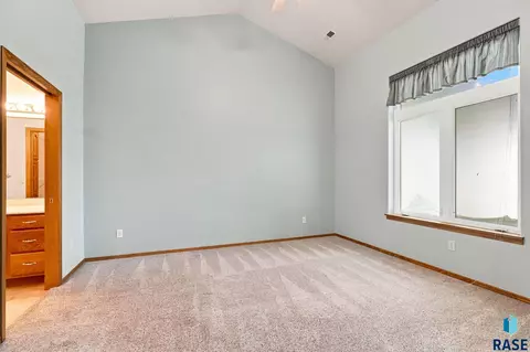 Bedroom - S Hoffman Pl, Sioux Falls, SD 57108 photo 1 of 8