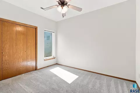 Bedroom - S Hoffman Pl, Sioux Falls, SD 57108 photo 6 of 8