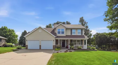 1202 Northview Dr, Luverne, MN 56156
