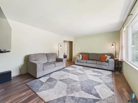 Living - S Willow Ave, Sioux Falls, SD 57105 photo 1 of 2