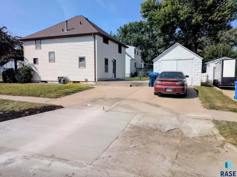 Other - 1426 E 17th St, Sioux Falls, SD 57104 photo 8 of 16