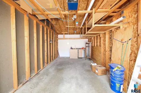 Other - 4801 S Oxbow Ave # 101, Sioux Falls, SD 57106 photo 5 of 8