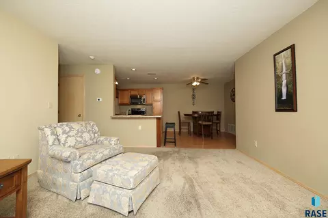 Bedroom - 4801 S Oxbow Ave # 101, Sioux Falls, SD 57106 photo 1 of 4