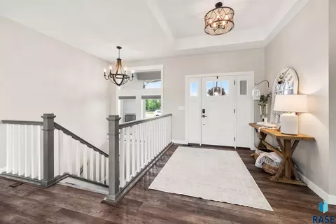 Entry Way - 7009 E Sierra Trl, Sioux Falls, SD 57110 photo 1 of 3