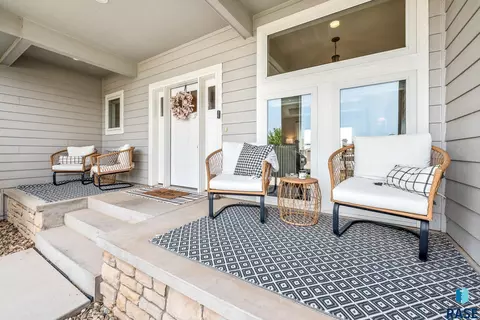 Exterior - 7009 E Sierra Trl, Sioux Falls, SD 57110 photo 1 of 13