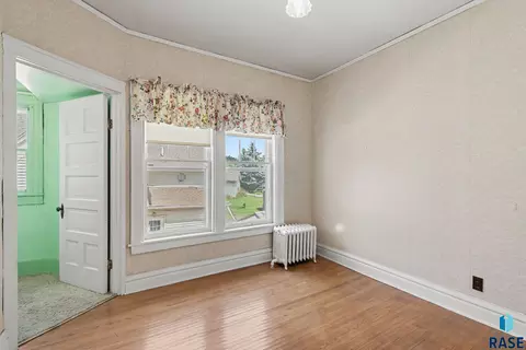 Bedroom - 500 N Egan Ave, Madison, SD 57042 photo 7 of 7