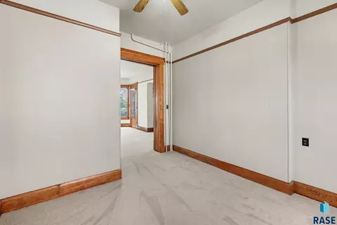 Bedroom - 500 N Egan Ave, Madison, SD 57042 photo 3 of 7
