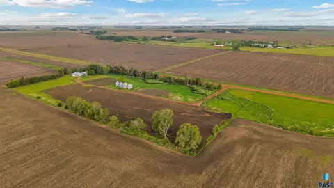 48239 279th St, Canton, SD 57013 photo 12