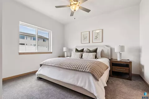Bedroom - 2412 E Jetty Pl, Sioux Falls, SD 57108 photo 2 of 2