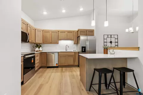 Kitchen - 2412 E Jetty Pl, Sioux Falls, SD 57108 photo 1 of 1