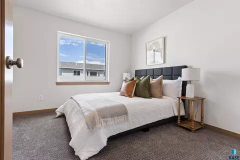 Bedroom - 2412 E Jetty Pl, Sioux Falls, SD 57108 photo 1 of 2