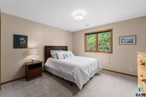 Bedroom - 47303 Rogness Pl, Renner, SD 57055 photo 5 of 7