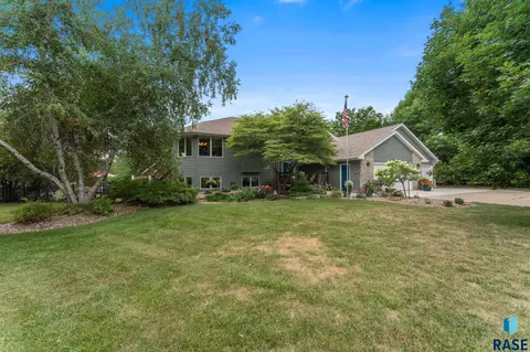 Exterior - 47303 Rogness Pl, Renner, SD 57055 photo 3 of 18