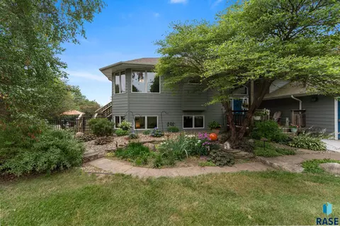 Exterior - 47303 Rogness Pl, Renner, SD 57055 photo 7 of 18