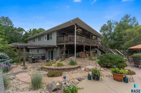 Exterior - 47303 Rogness Pl, Renner, SD 57055 photo 9 of 18