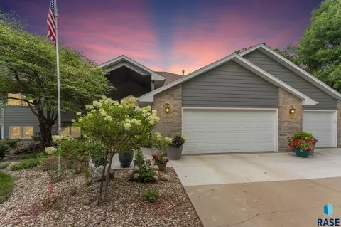Exterior - 47303 Rogness Pl, Renner, SD 57055 photo 1 of 18