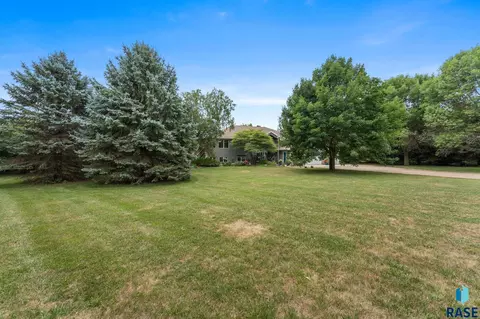 Exterior - 47303 Rogness Pl, Renner, SD 57055 photo 16 of 18