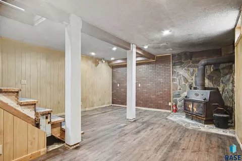 Other - 706 S Union Ave, Madison, SD 57042 photo 13 of 14