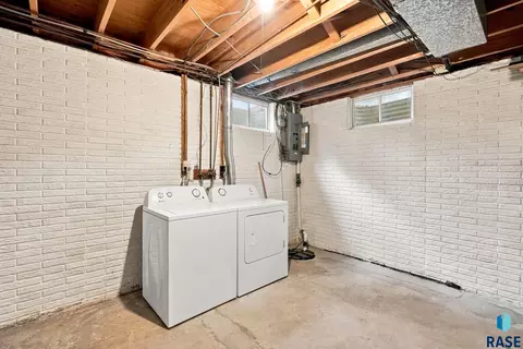 Other - 1605 E Crestview Dr, Sioux Falls, SD 57103 photo 10 of 10
