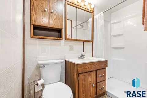 Bath - 213 E 2nd St, Jasper, MN 56144 photo 7 of 7