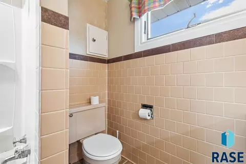 Bath - 213 E 2nd St, Jasper, MN 56144 photo 5 of 7