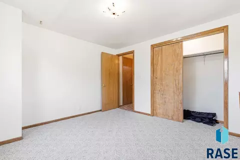 Bedroom - 213 E 2nd St, Jasper, MN 56144 photo 10 of 10