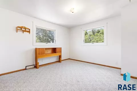Bedroom - 213 E 2nd St, Jasper, MN 56144 photo 9 of 10