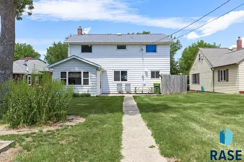 Exterior - 213 E 2nd St, Jasper, MN 56144 photo 2 of 6