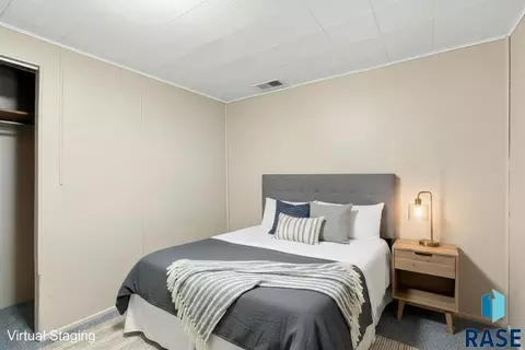 Bedroom - 1502 E 12th St, Sioux Falls, SD 57103 photo 3 of 3