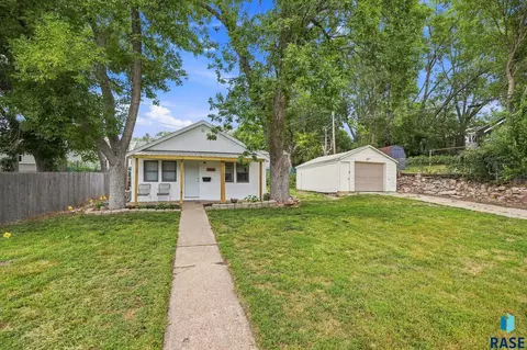 Other - 1502 E 12th St, Sioux Falls, SD 57103 photo 5 of 6
