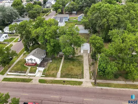 View/Area - 1502 E 12th St, Sioux Falls, SD 57103 photo 1 of 2