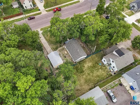 View/Area - 1502 E 12th St, Sioux Falls, SD 57103 photo 2 of 2