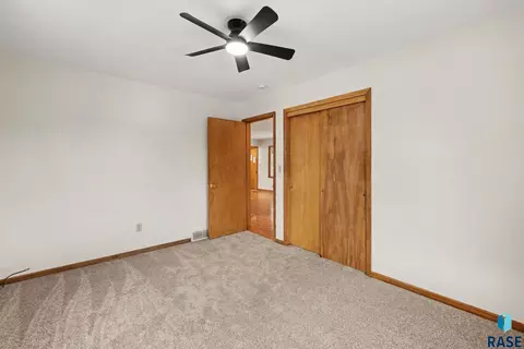 1800 E 13th St, Sioux Falls, SD 57103 photo 11