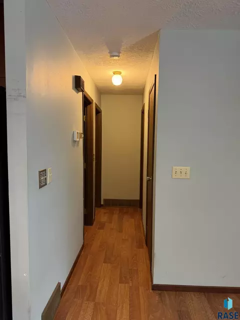 Entry Way - 202 W 3rd St, Marion, SD 57043 photo 2 of 7