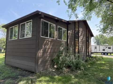 Other - 202 W 3rd St, Marion, SD 57043 photo 3 of 17