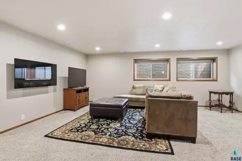 Other - 4904 E Tiger Lilly St, Sioux Falls, SD 57110 photo 8 of 13