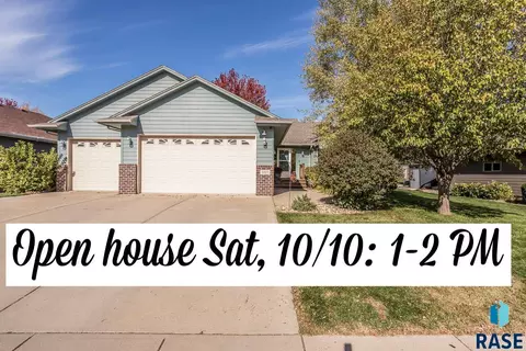 Exterior - 4904 E Tiger Lilly St, Sioux Falls, SD 57110 photo 1 of 9