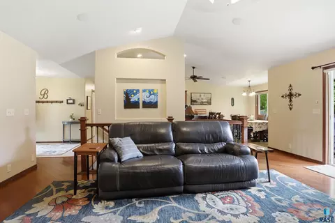 Living - 4904 E Tiger Lilly St, Sioux Falls, SD 57110 photo 3 of 3