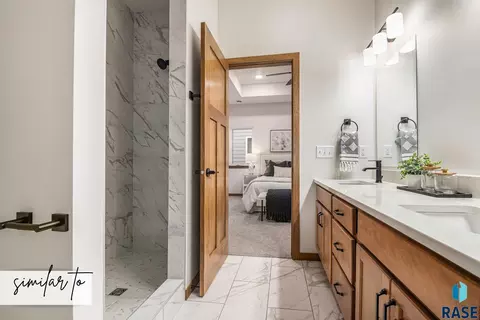 Bath - 8014 E Marana St, Sioux Falls, SD 57110 photo 2 of 3