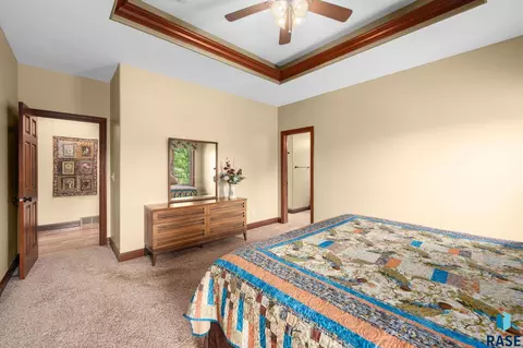 Bedroom - S Kinderhook Ave, Sioux Falls, SD 57106 photo 2 of 5