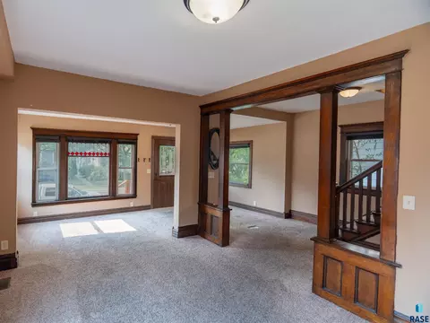 Living - W 10th St, Sioux Falls, SD 57104 photo 1 of 3