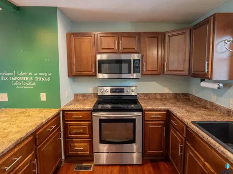 Kitchen - W 10th St, Sioux Falls, SD 57104 photo 2 of 4